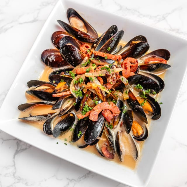 Black Chilean Mussels.